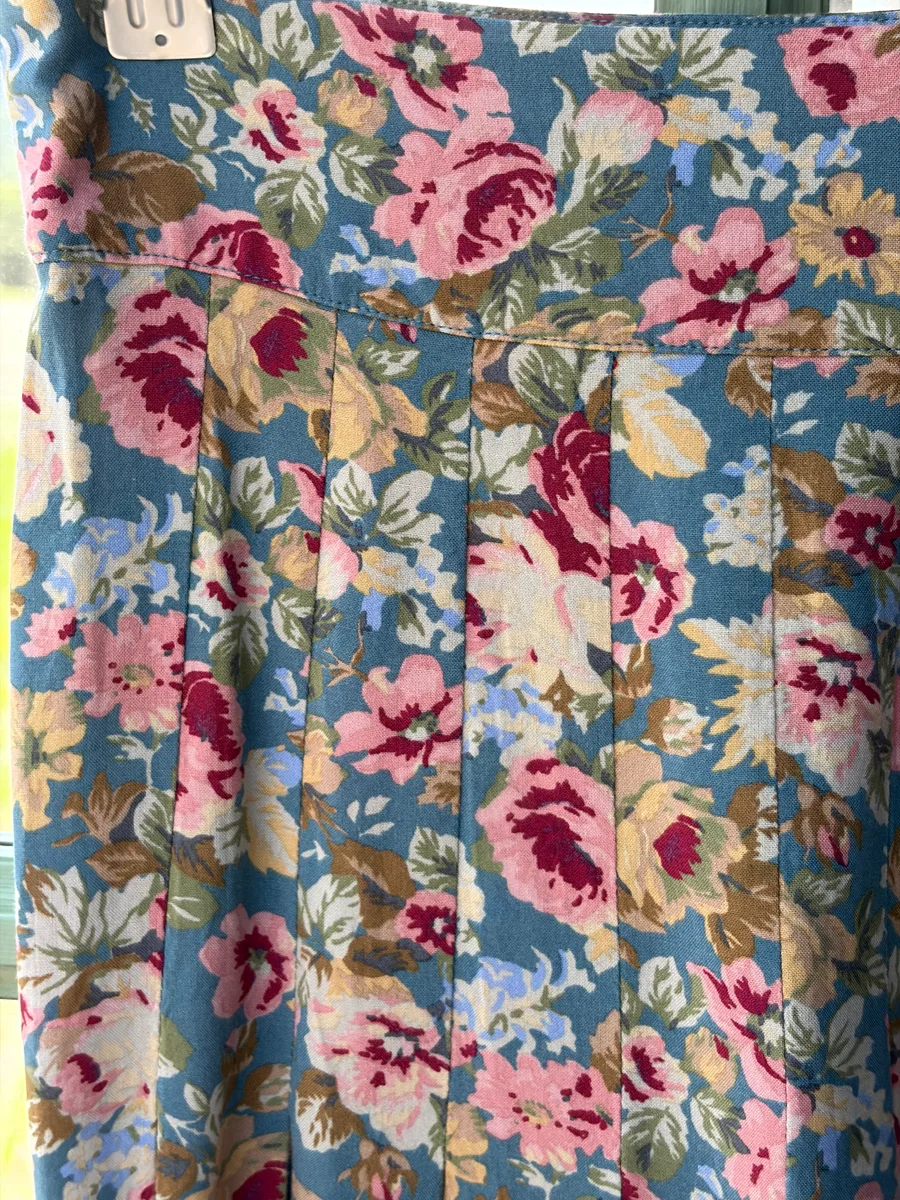 "SEZANE" floral design skirt 9