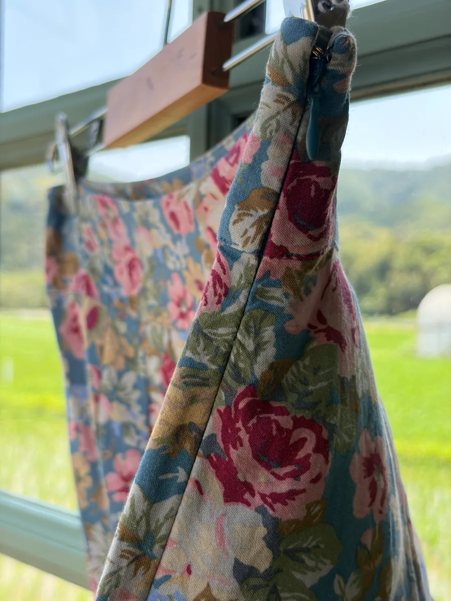 "SEZANE" floral design skirt 10