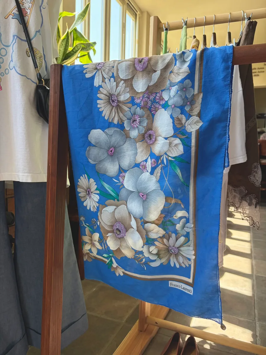 Italy blue flower scarf