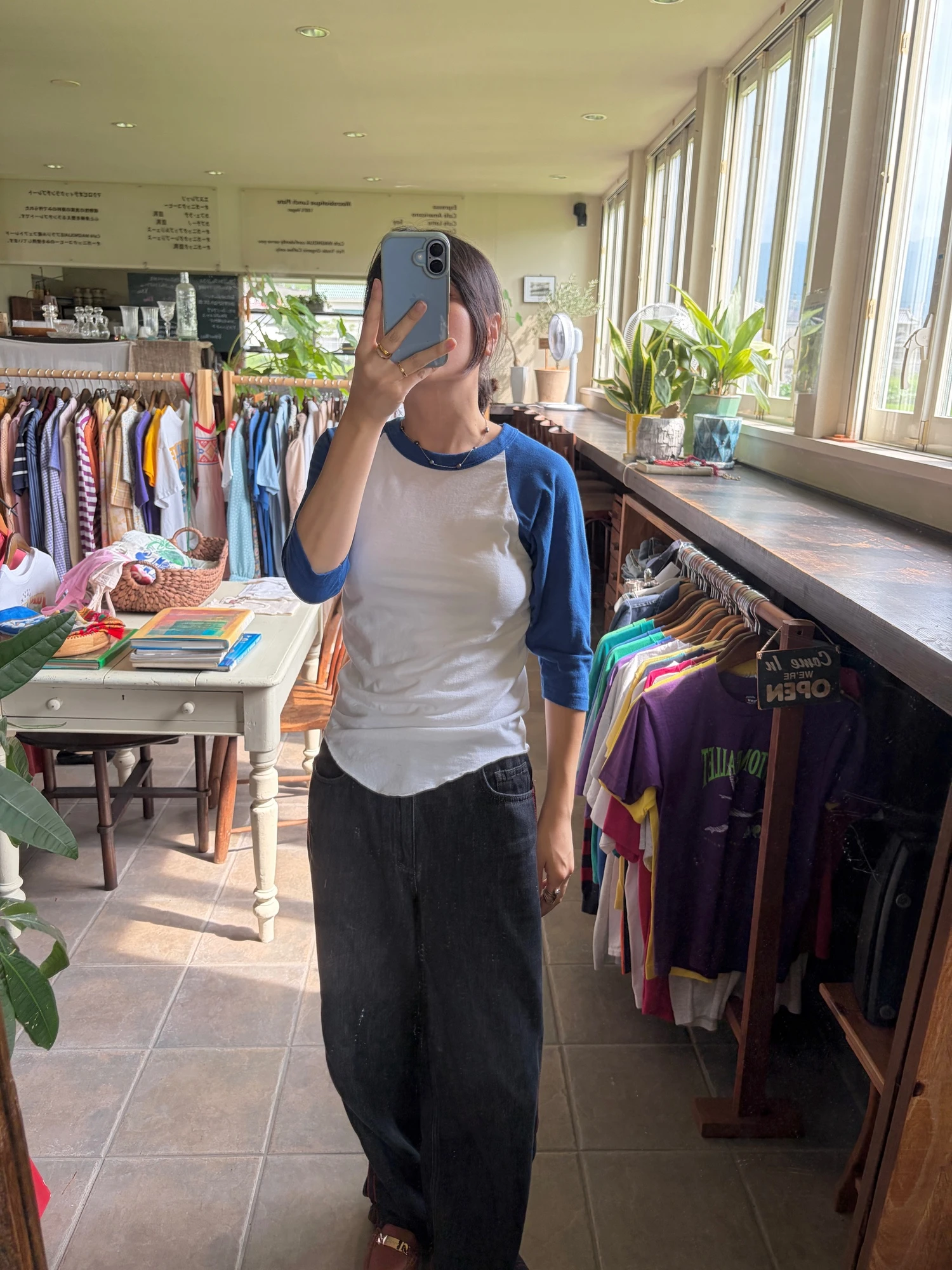 blue raglan t shirt
