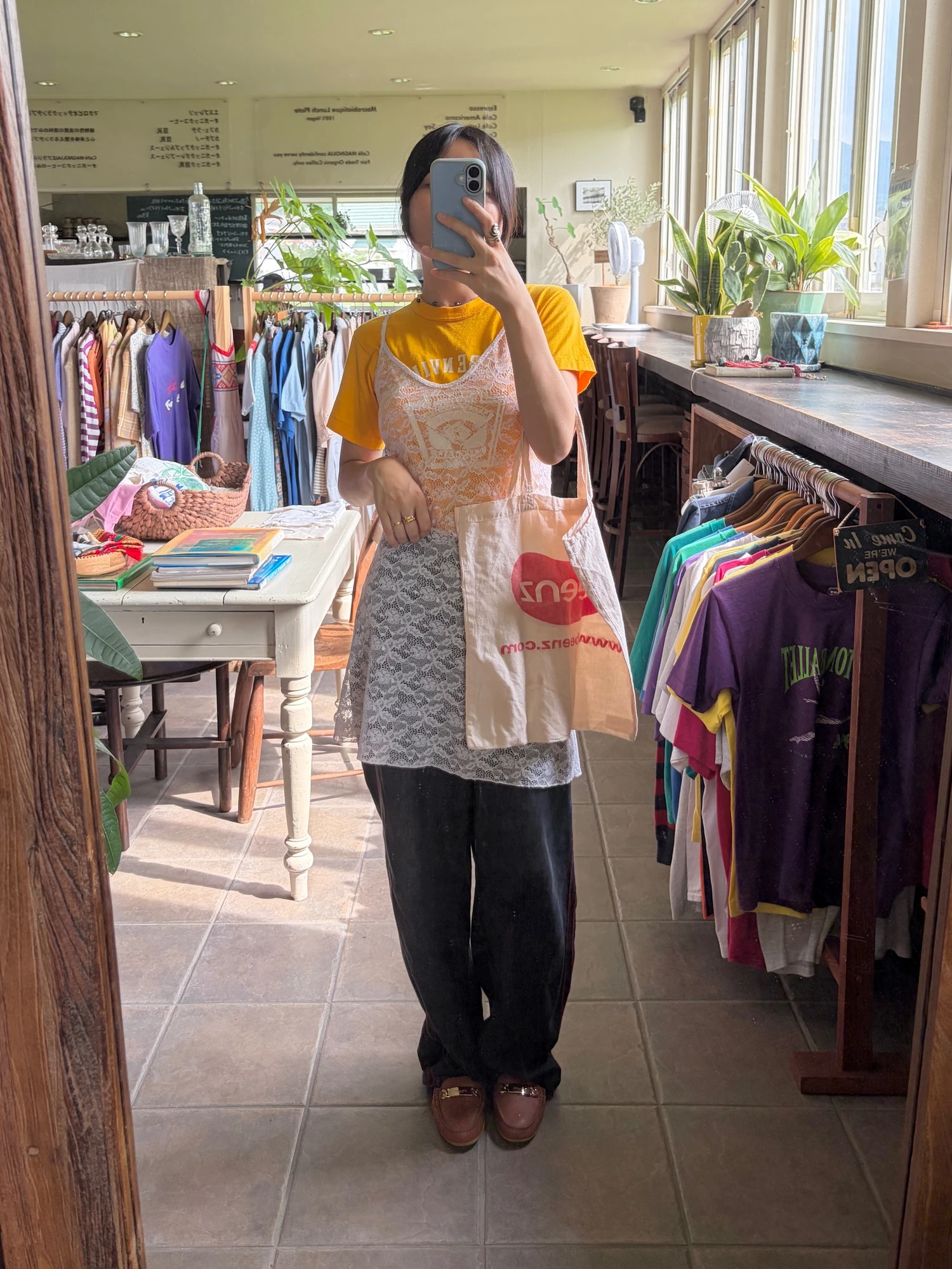 beenz red tote bag 5