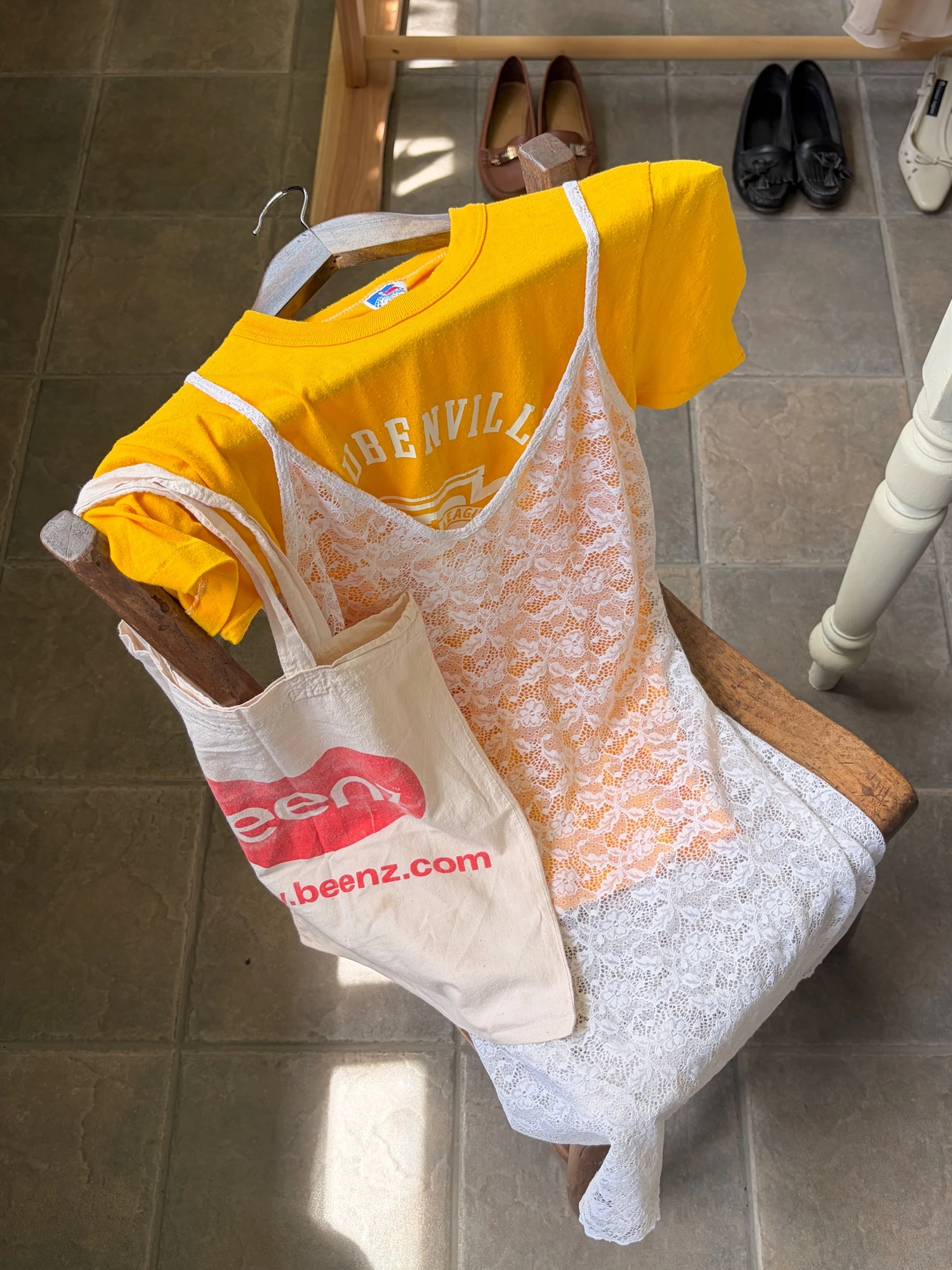beenz red tote bag 4