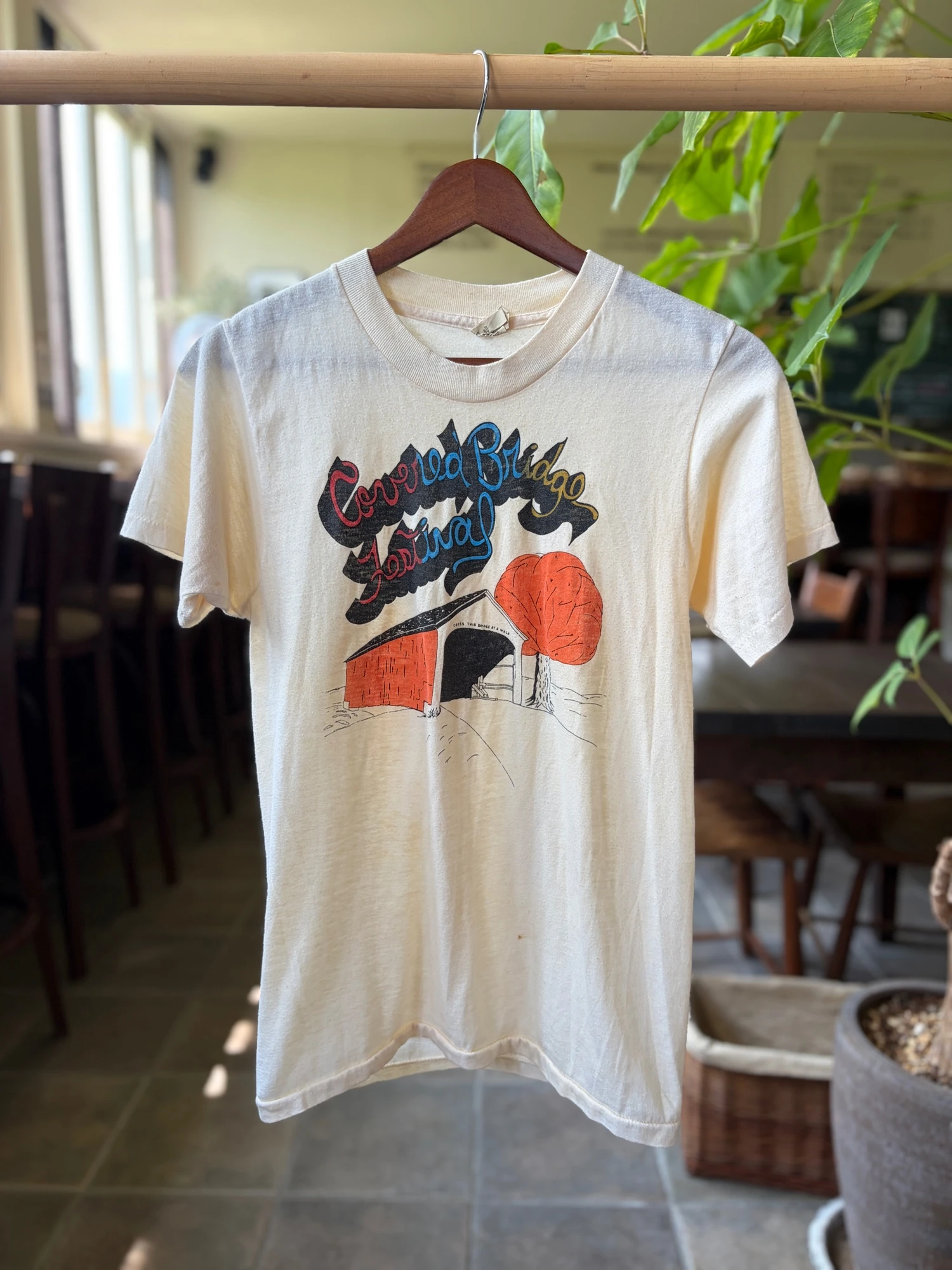 USA vintage beige print t shirt 2
