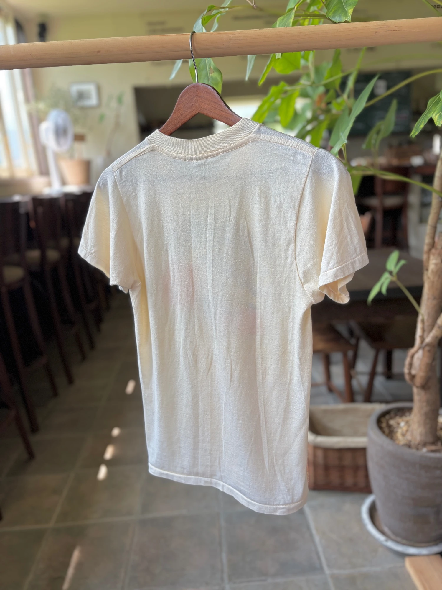 USA vintage beige print t shirt 9
