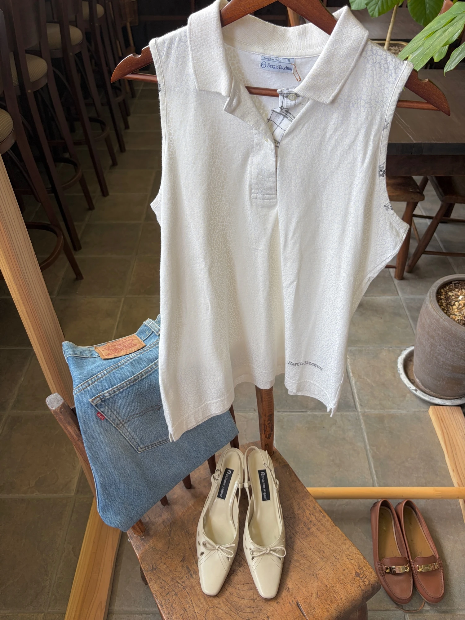 made in Italy sleeveless tops