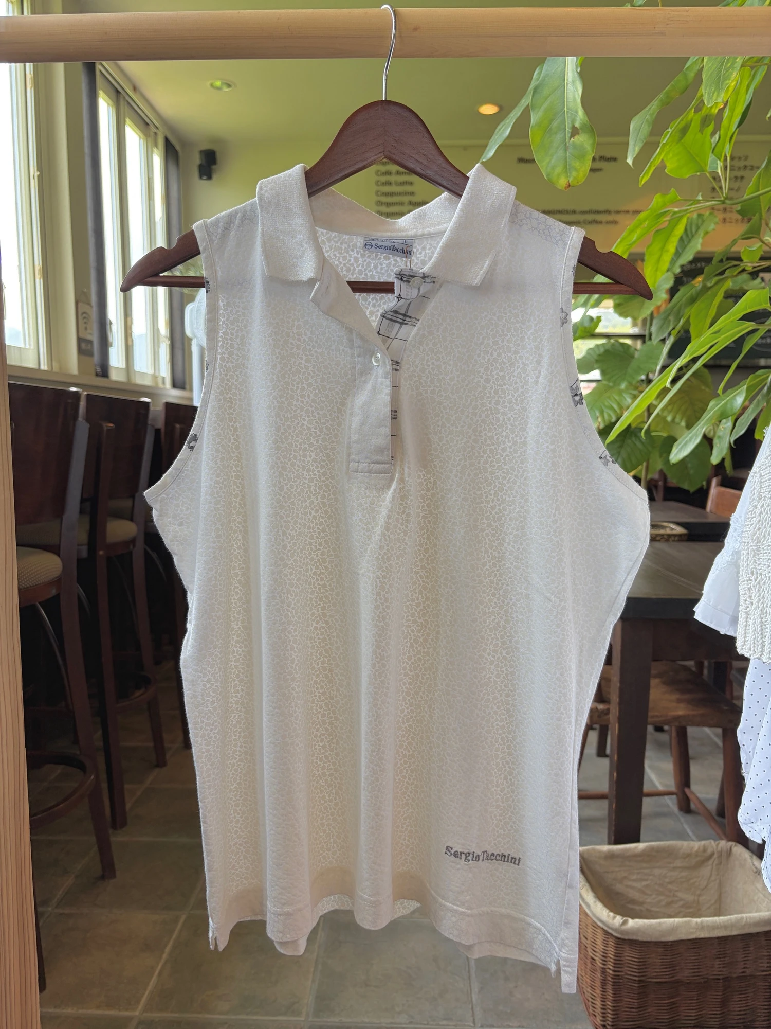 made in Italy sleeveless tops 2