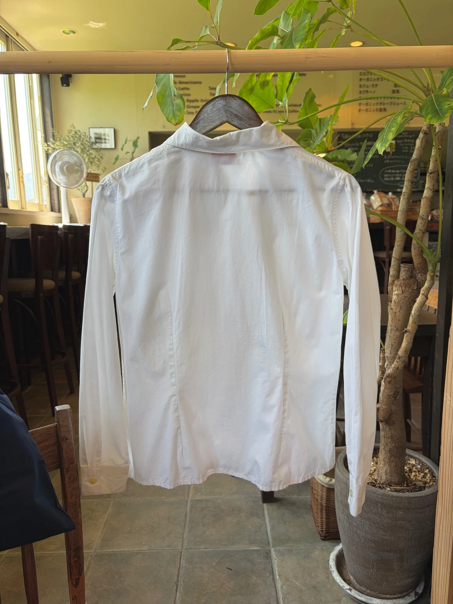 white long sleeve shirt 7