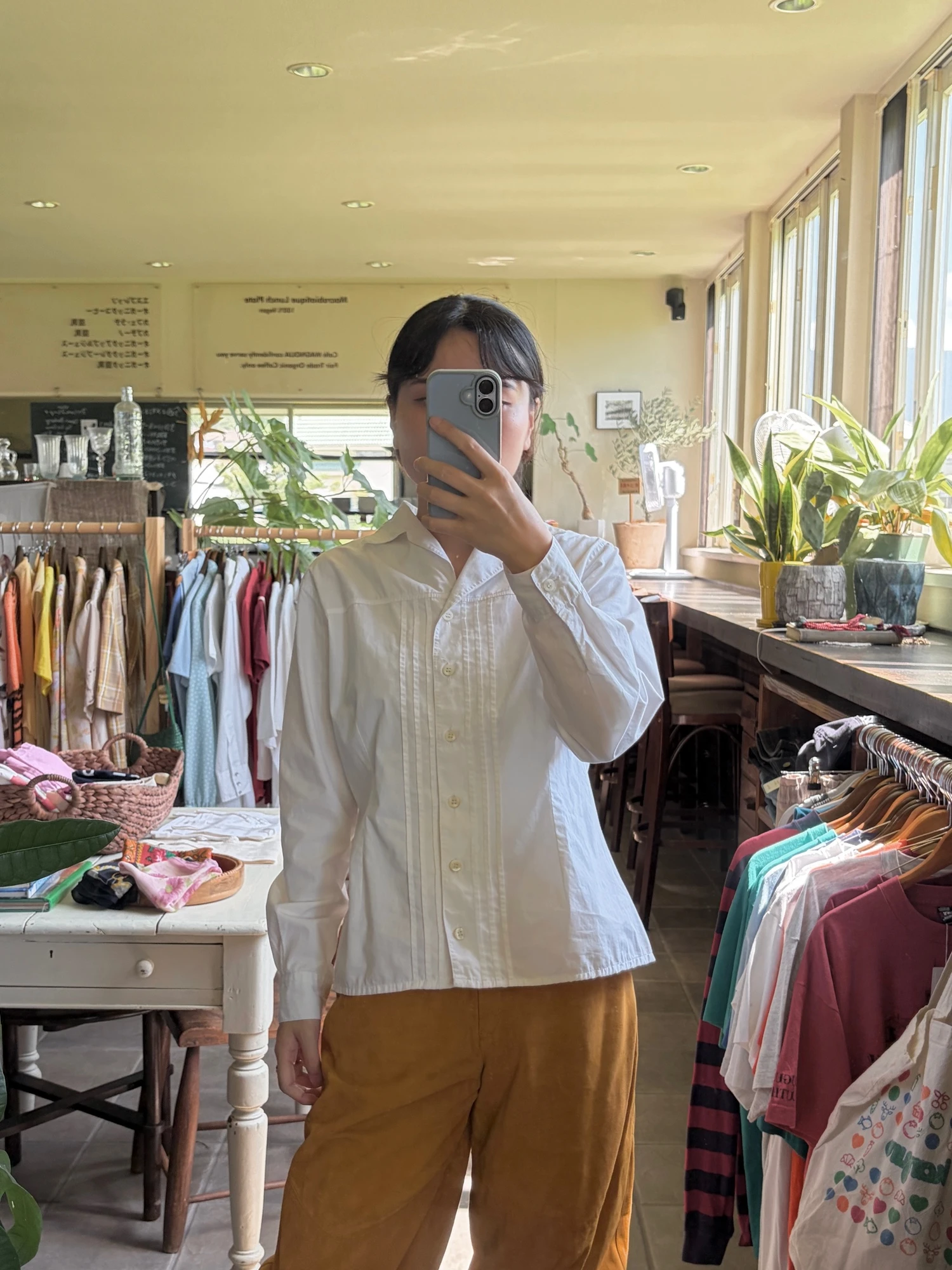 white long sleeve shirt 3