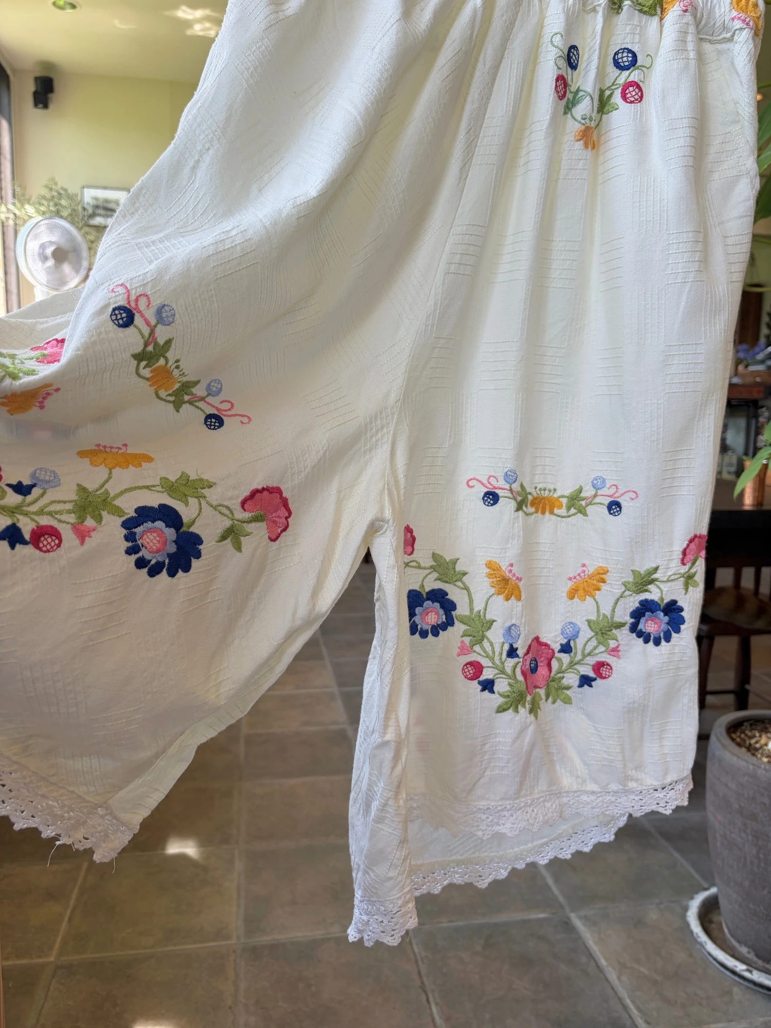 vintage flower embroidered culotte half pants 3
