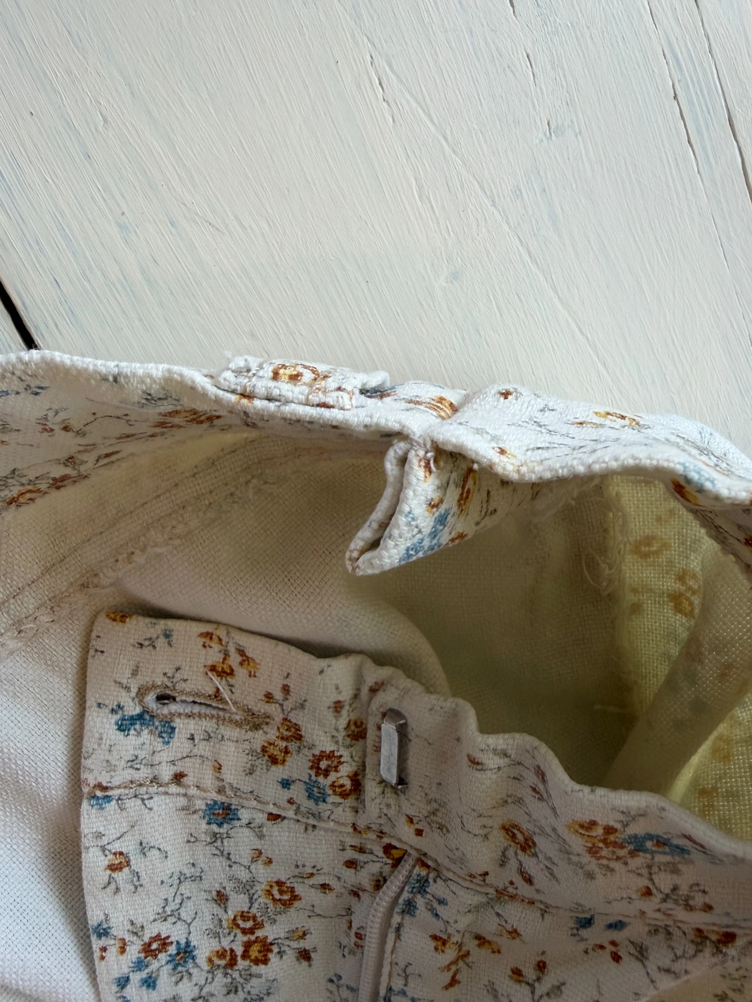 flower design pants 14