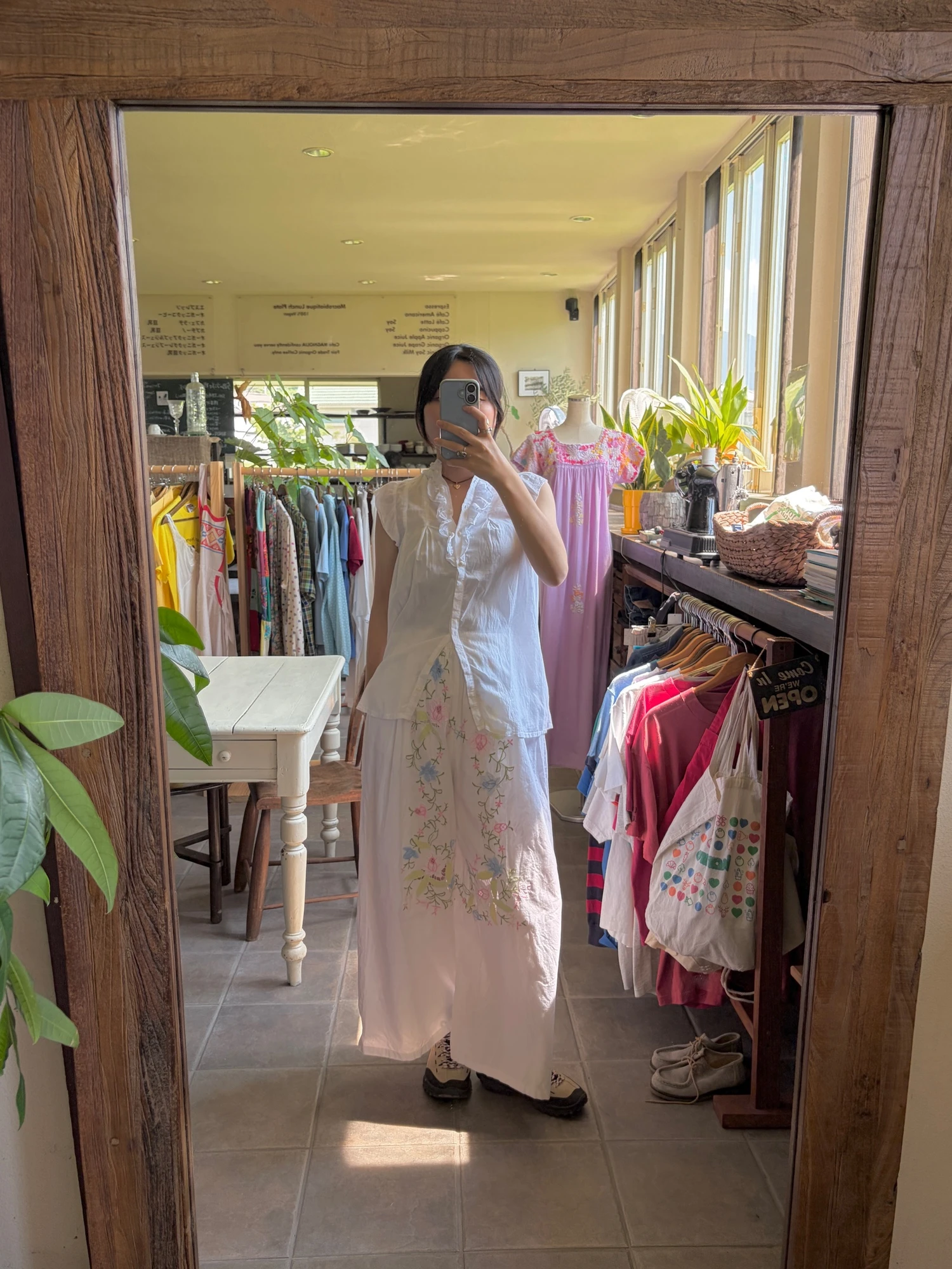 vintage flower embroidered cotton wide pants 2