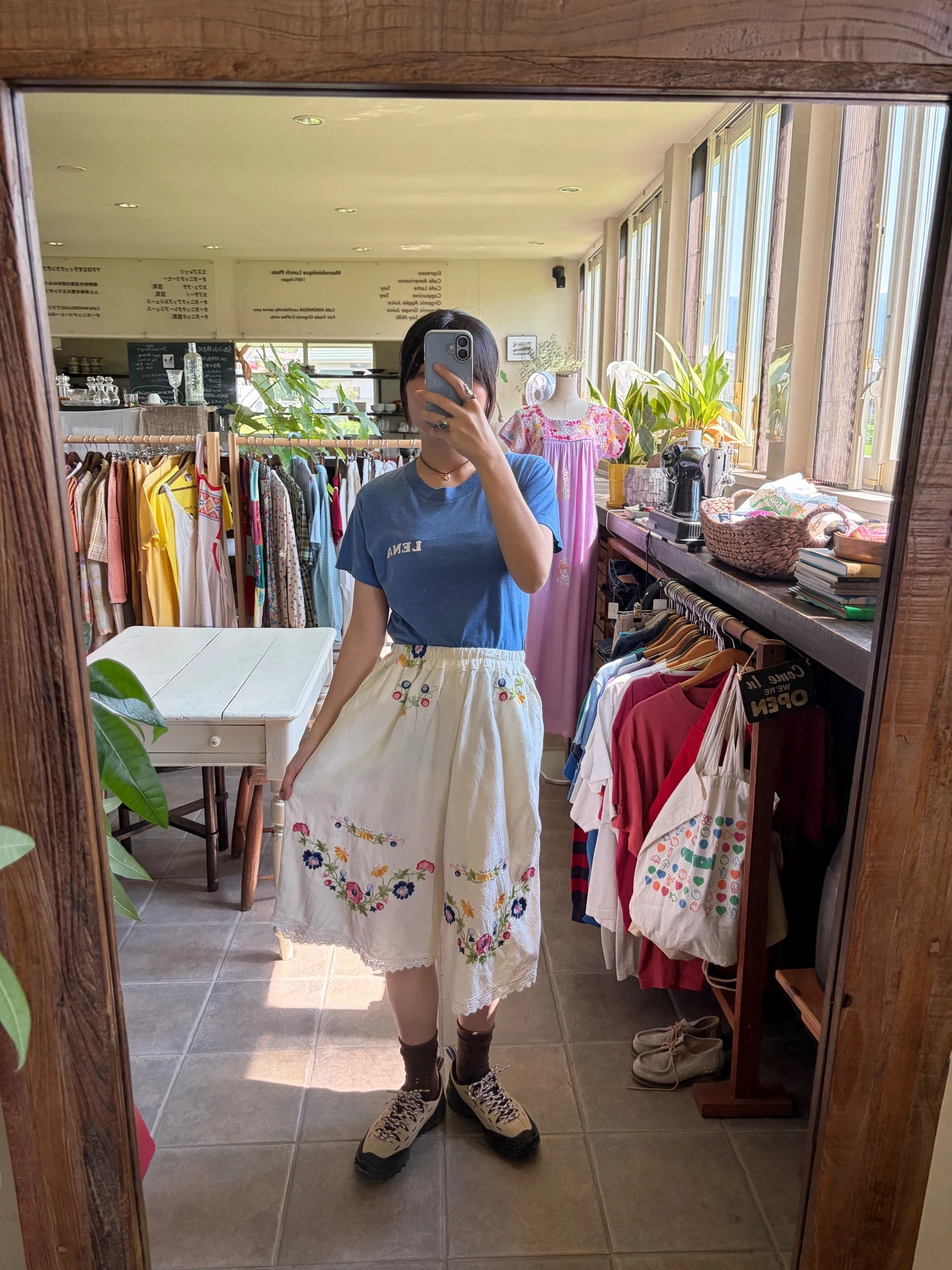 vintage flower embroidered culotte half pants 2