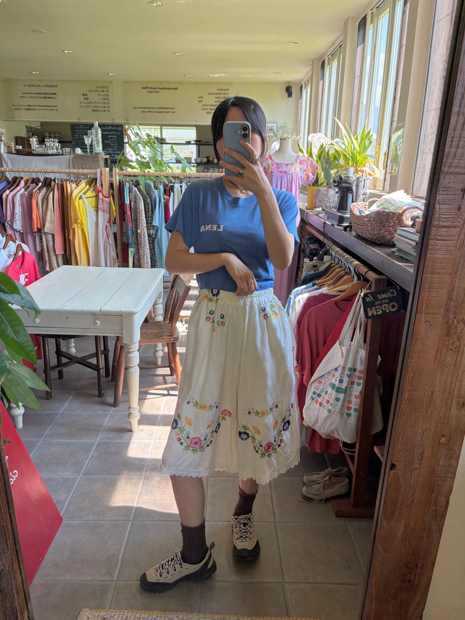 vintage flower embroidered culotte half pants 11