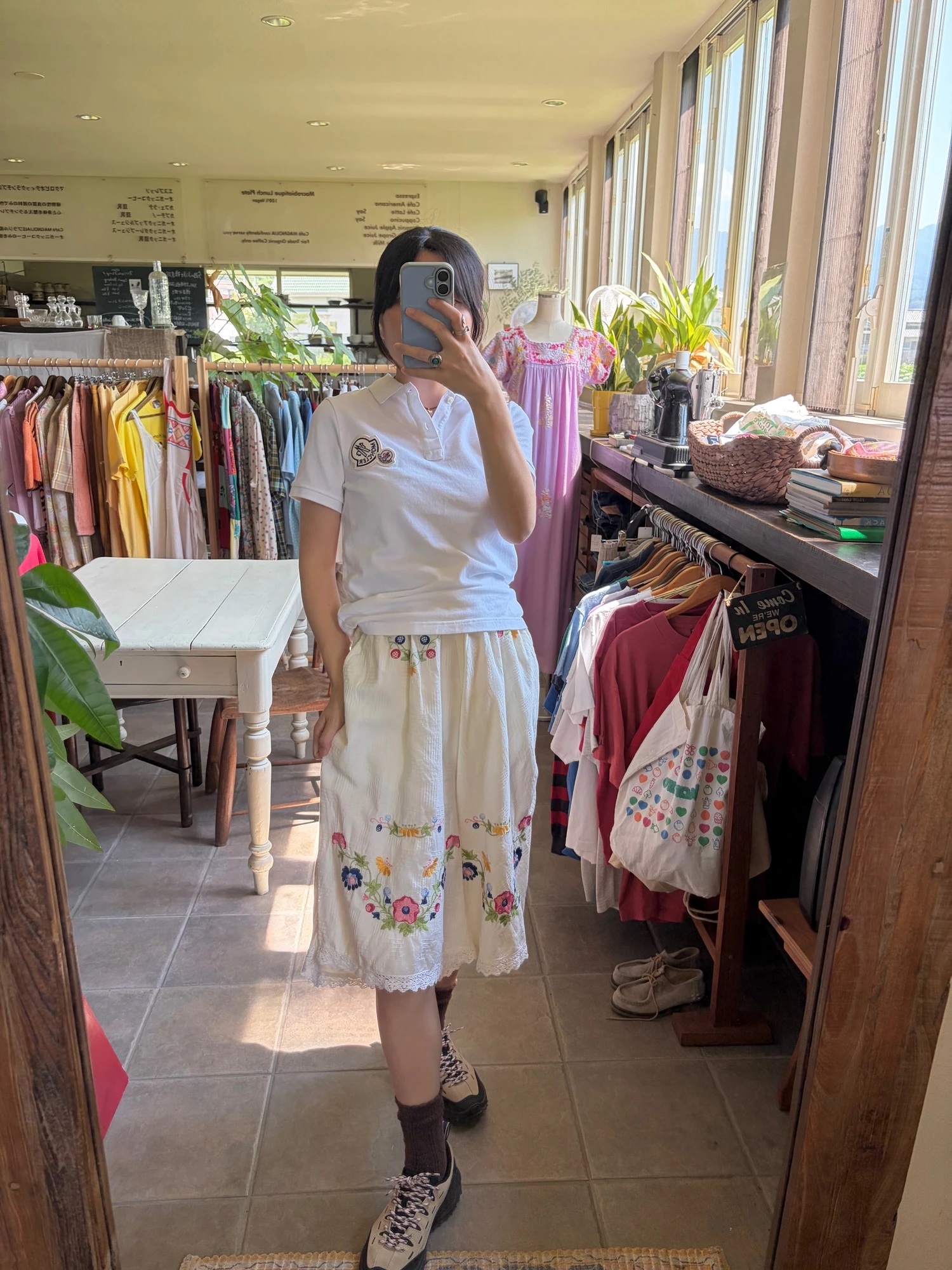 vintage flower embroidered culotte half pants 8