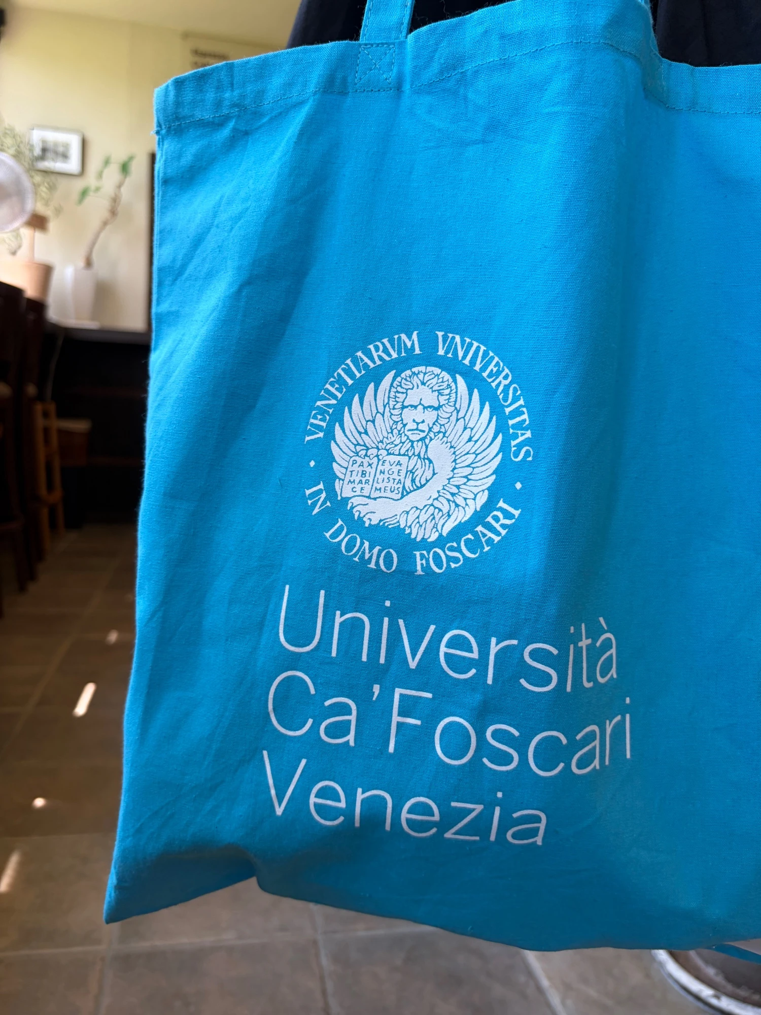 blue uni tote bag 3