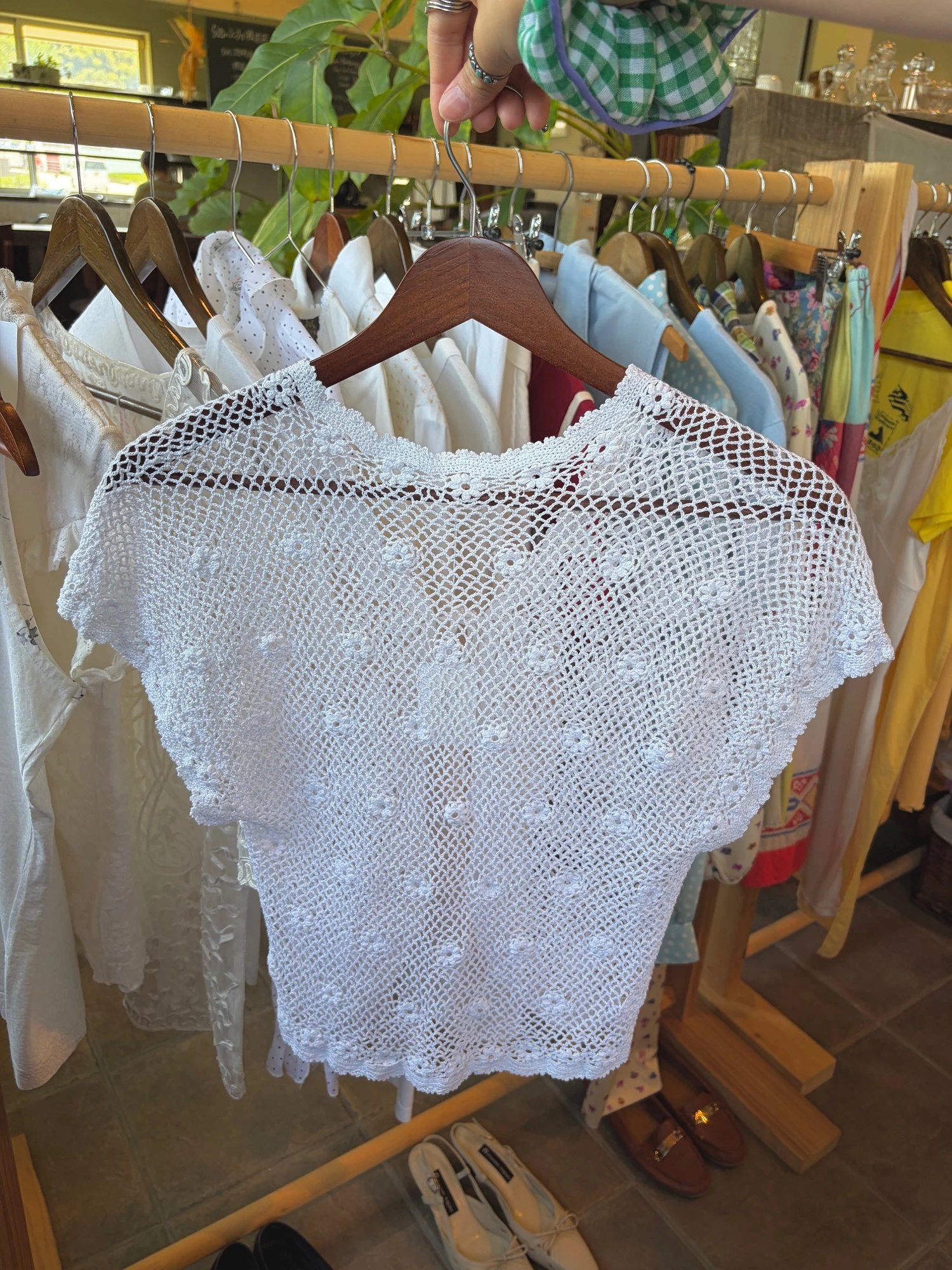 white flower crochet cardigan 6