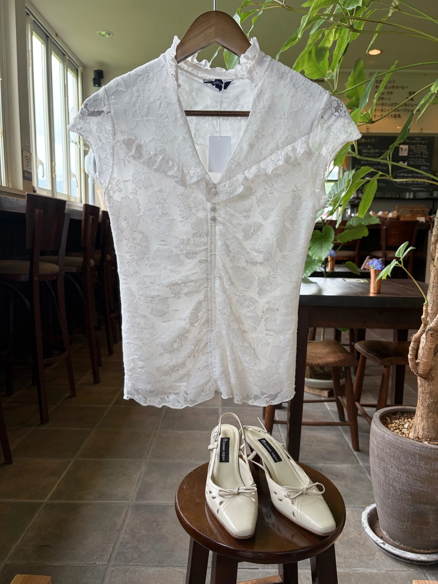 white lace tops