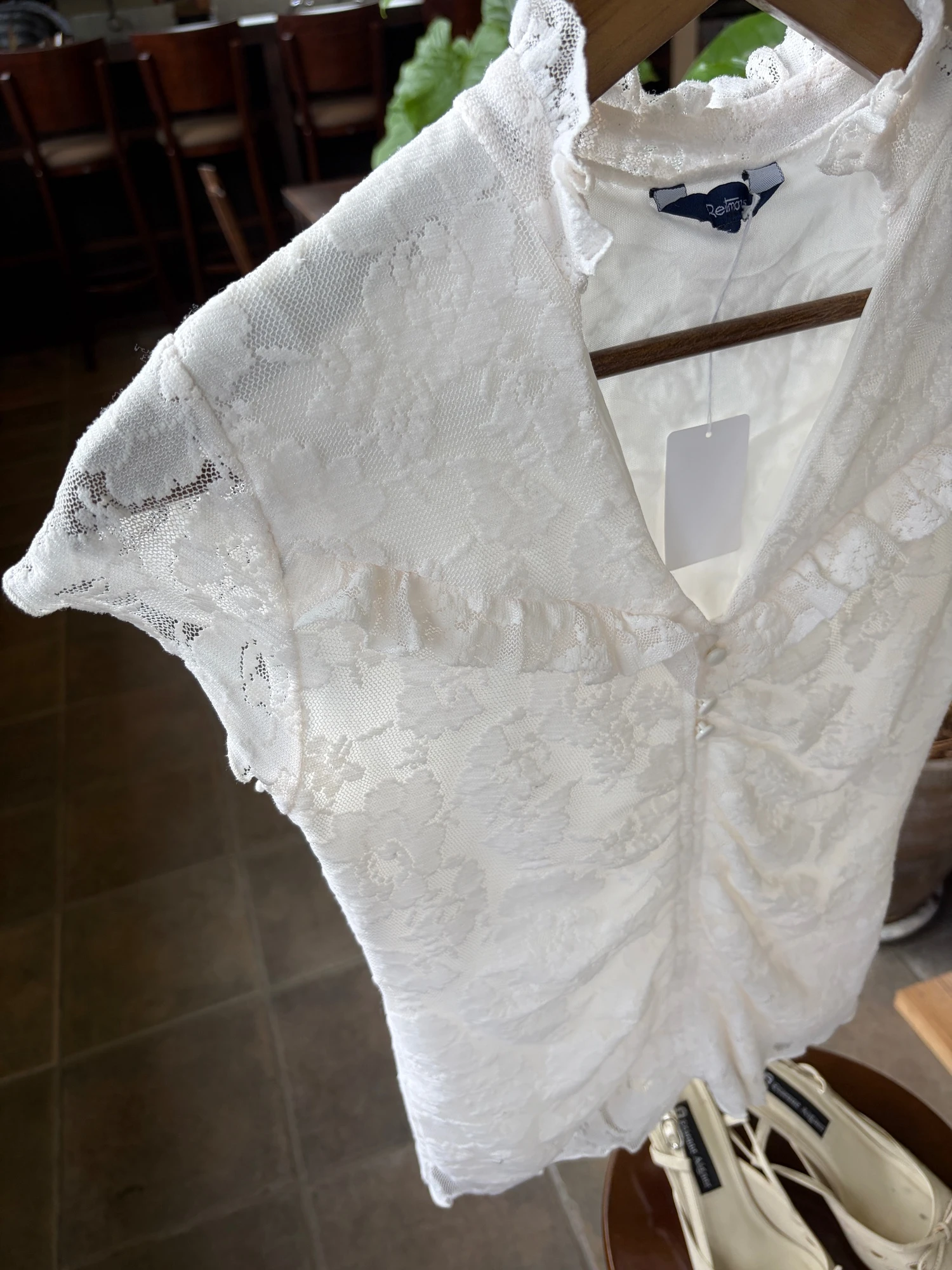 white lace tops 4
