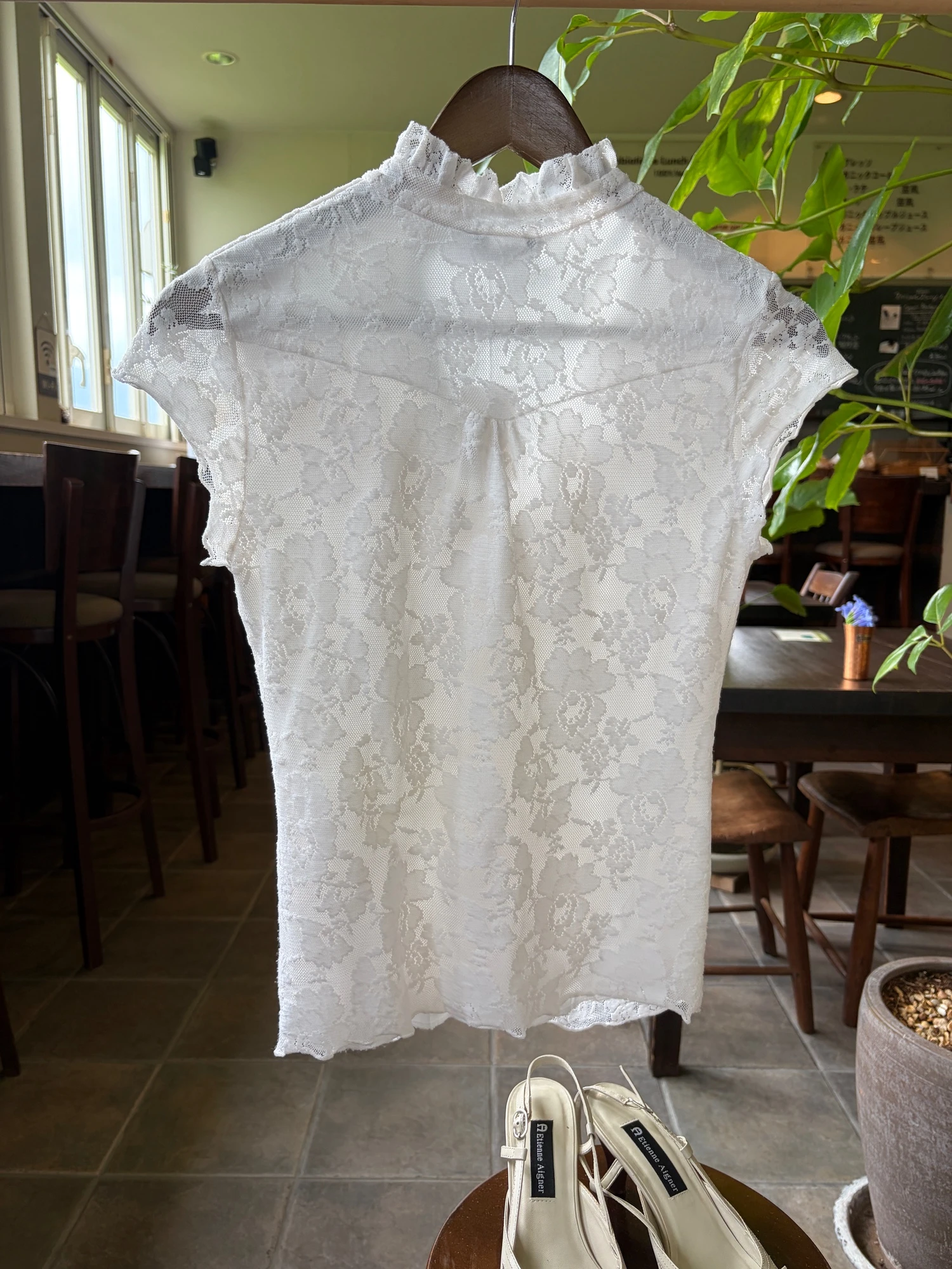 white lace tops 12