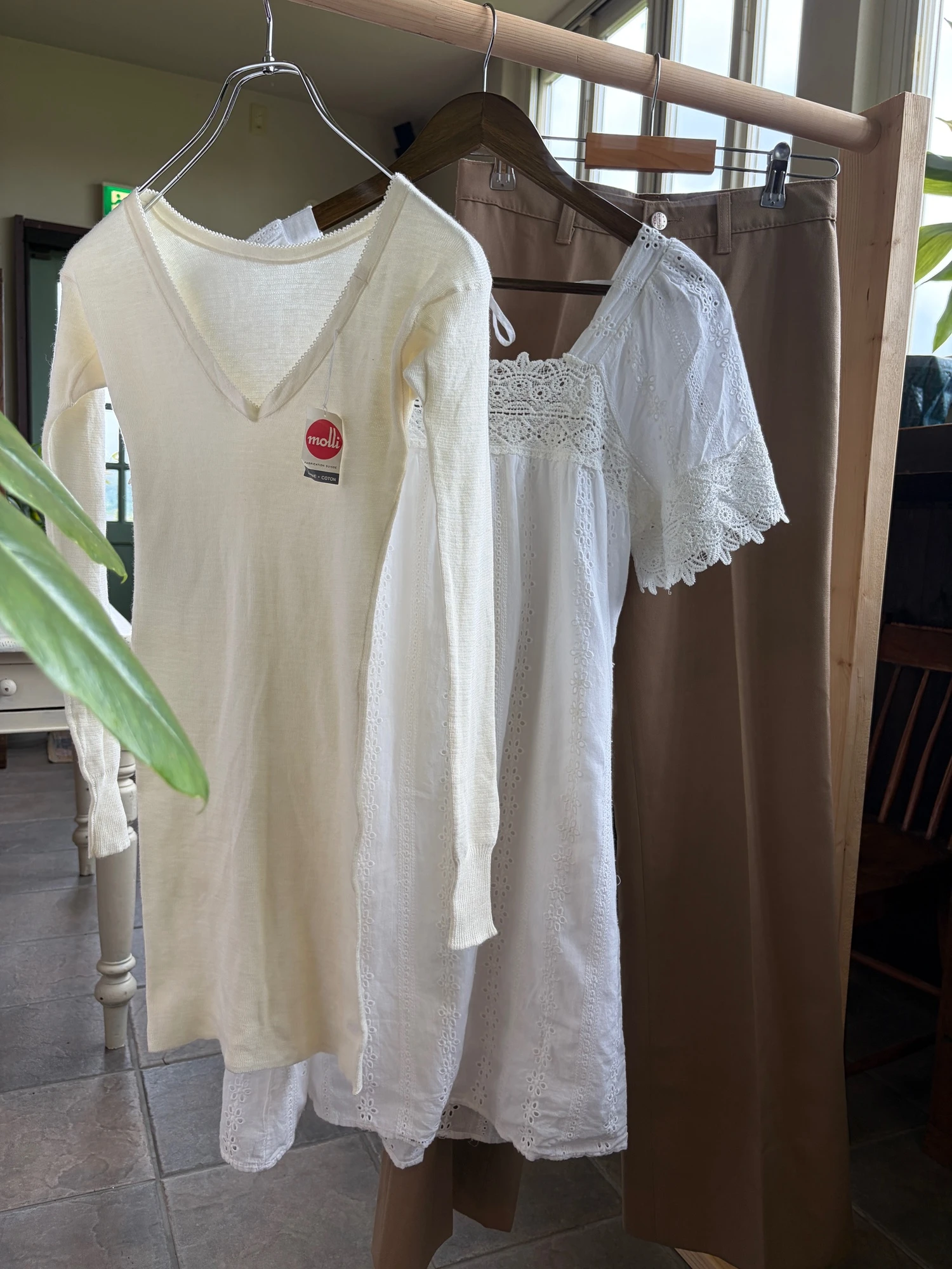 deadstock cream white tops