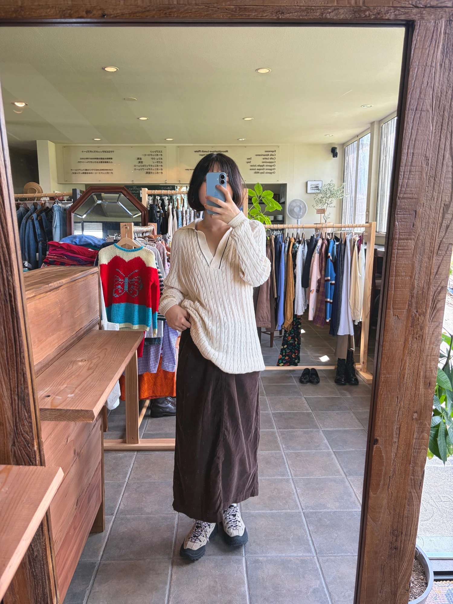 cream white cableknit light sweater 2