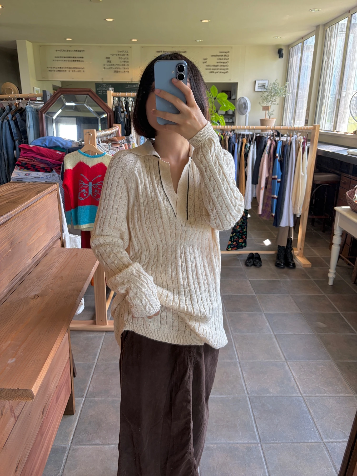 cream white cableknit light sweater 3