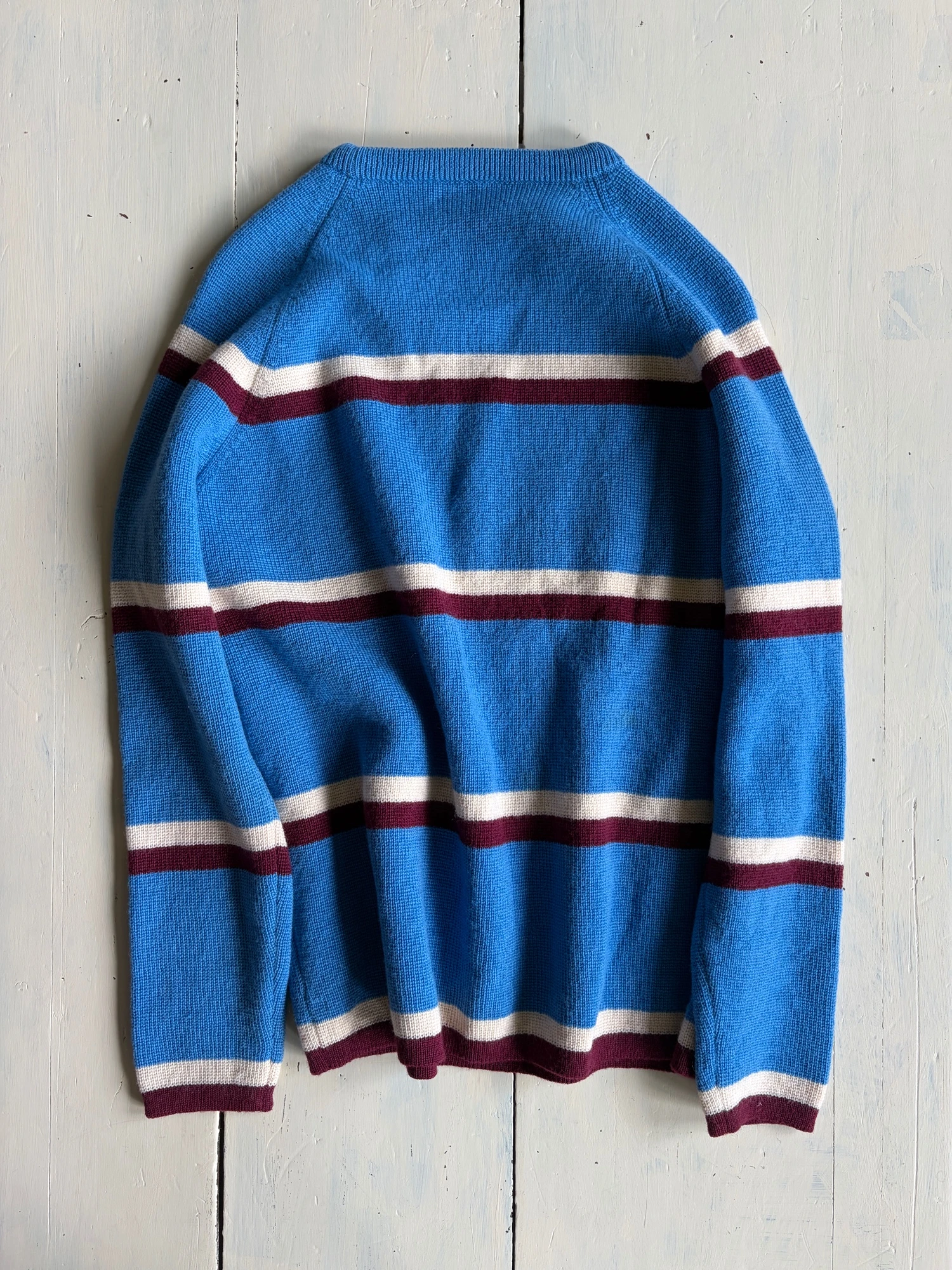 lightblue & burgundy raglan sweater 7