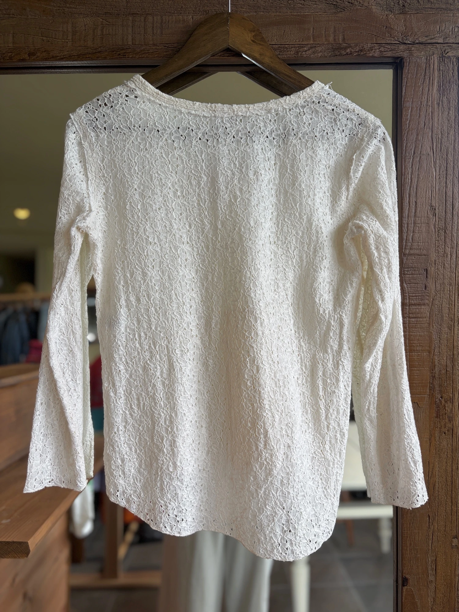 white lace long sleeve tops 5