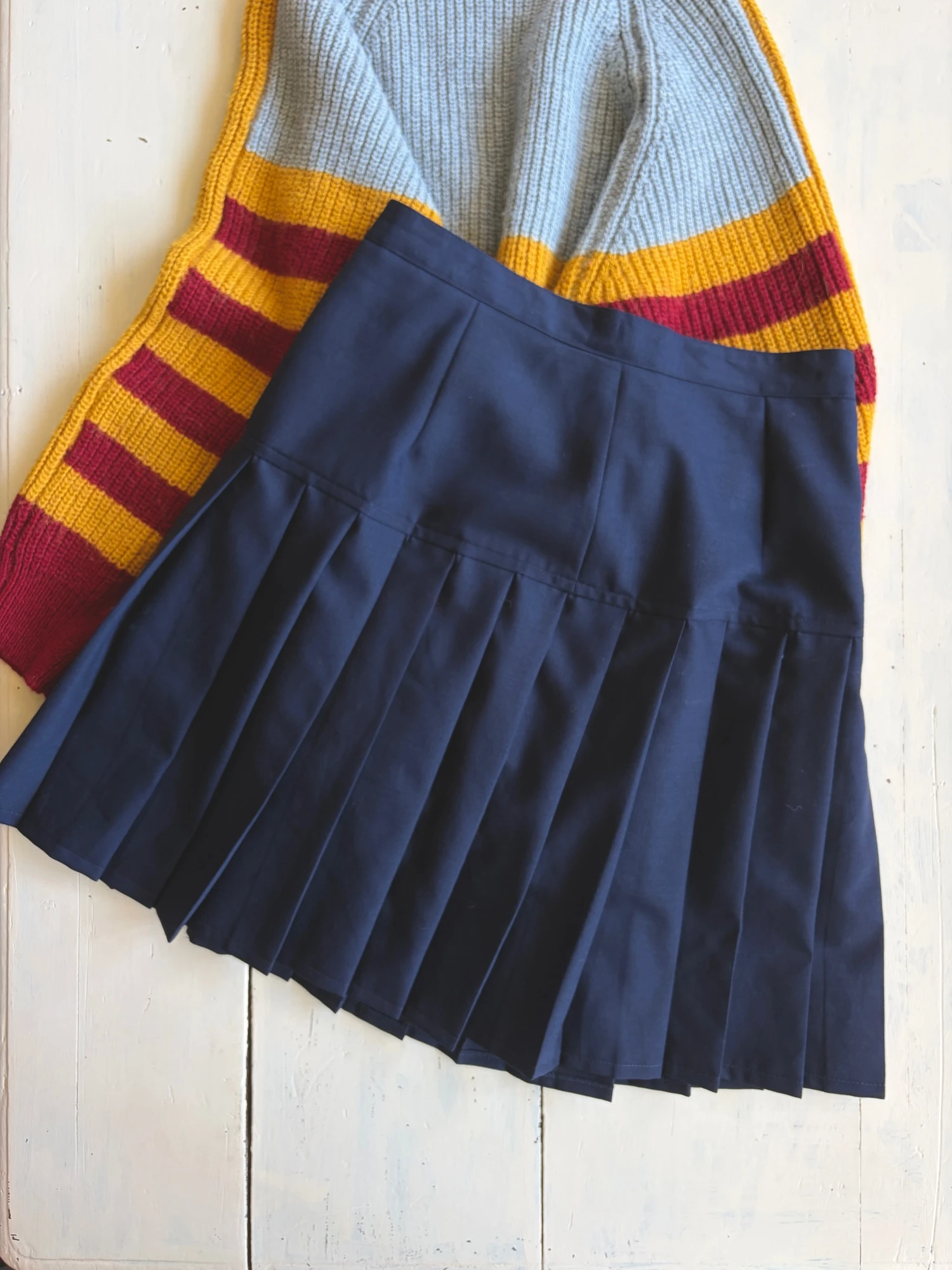 made in Italy pleats wool skirt