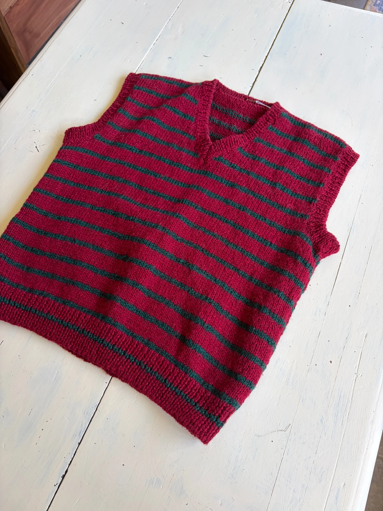 wine red knit vest 3