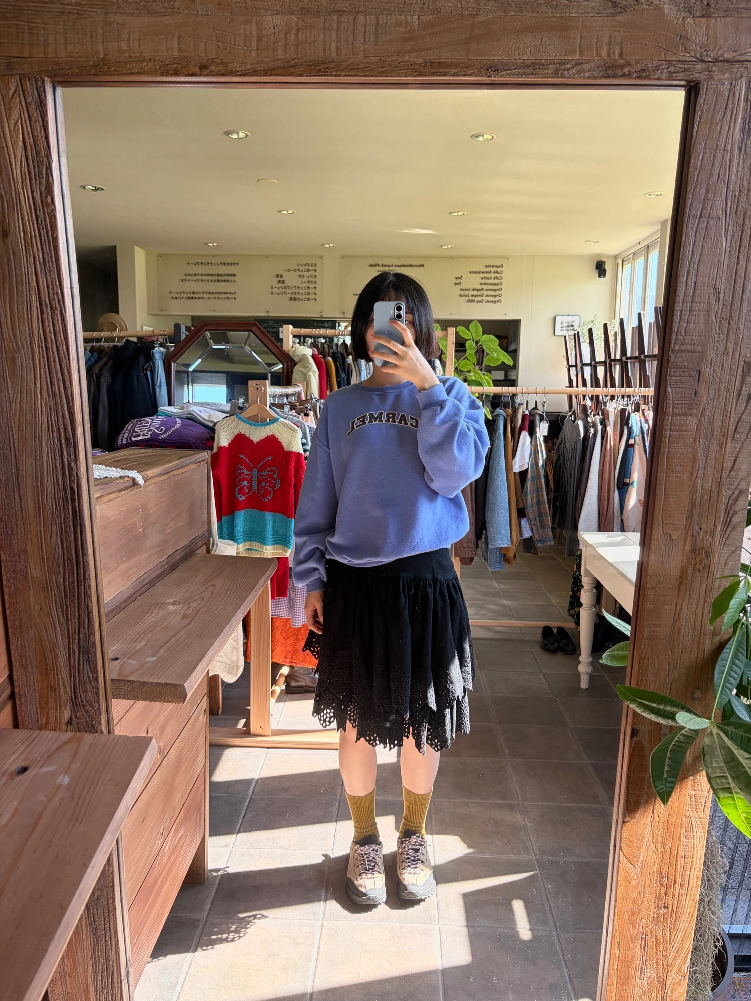 lightblue sweatshirt 7