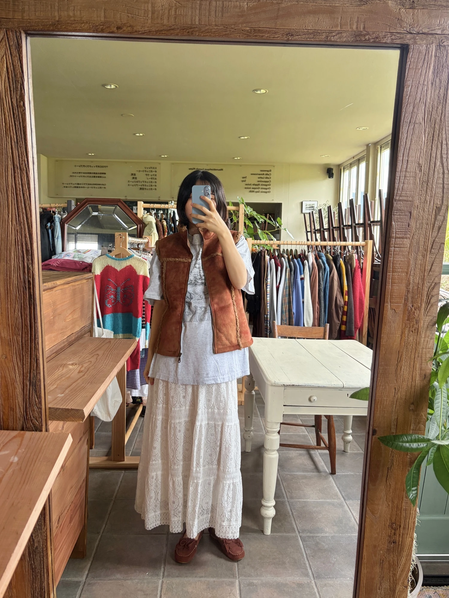 suede-like boa vest 9